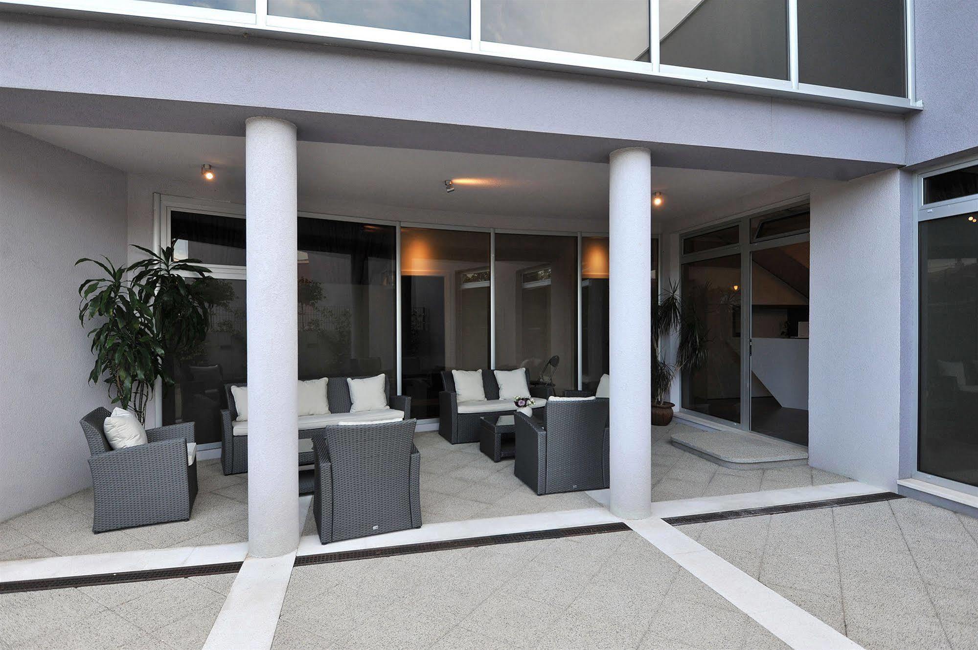 Apartments & Rooms Lavandula Exclusive ซาดาร์ ภายนอก รูปภาพ